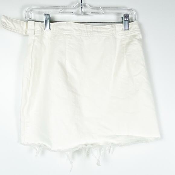 Superdown Kensington Denim Wrap Skirt White Mini Frayed Womens Size Small - Picture 8 of 13
